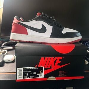 Air Jordan 1 Retro Low OG 'Black Toe'